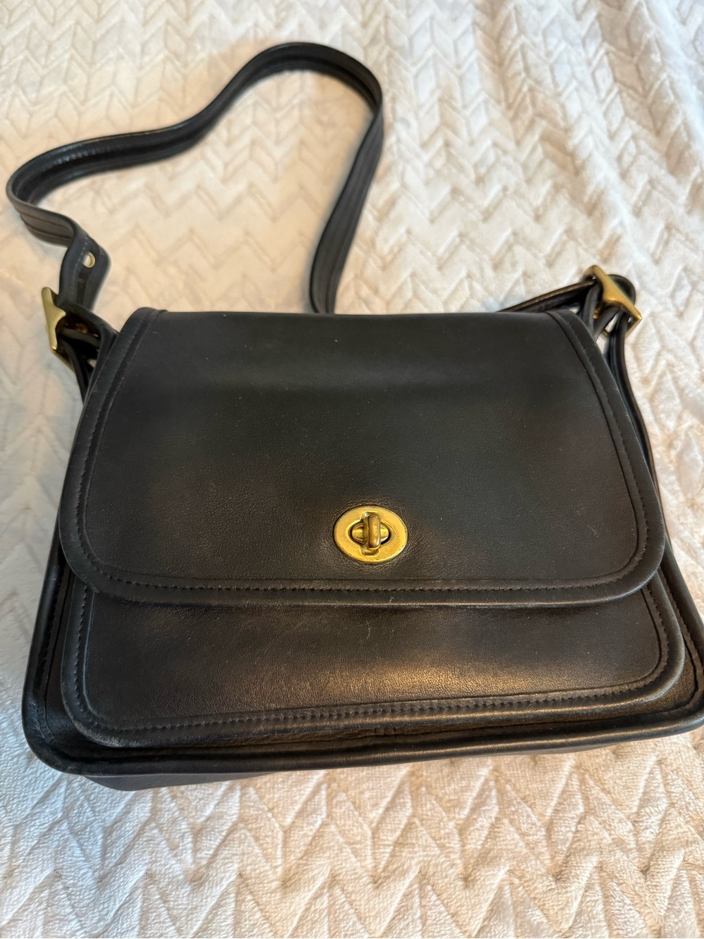 Vintage Coach Rambler Shoulder Crossbody - Black